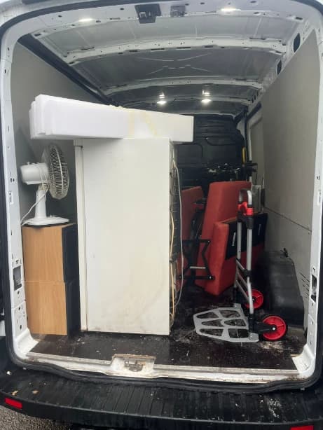 Electronic waste disposal collecting appliances for recycling
